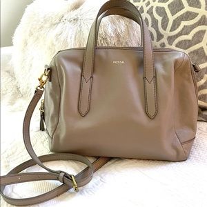 NWOT Fossil Leather Gray Crossbody Handbag